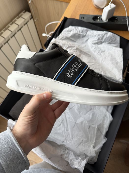 Karl Lagerfeld 44 cm