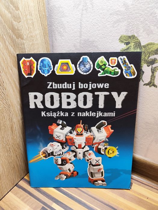 Usborne Zbuduj bojowe roboty. Książka z naklejkami