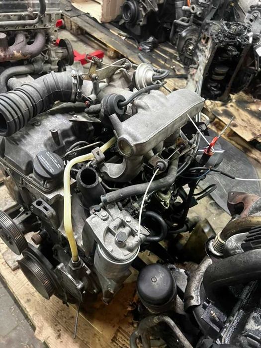 Двигун Mercedes Vito 638 Вито 638 2.3D (комплектний )