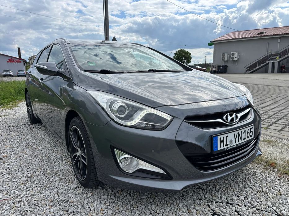 Hyundai i40 / OPŁACONY / Navi / Keyless / Klimatronik dwustrefowy
