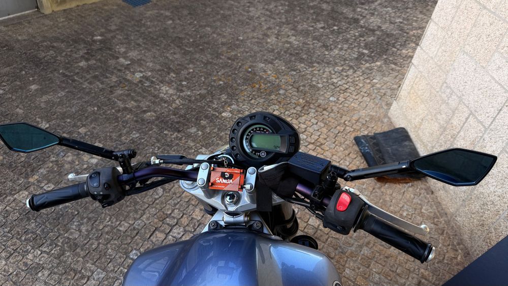 YAMAHA FZ6N 600 98CV | 4 CILINDROS | 81.914 KM | €3.600 NEGOCIÁVEL