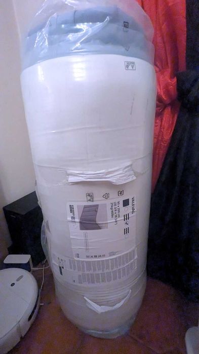 Colchão Ikea Valevag