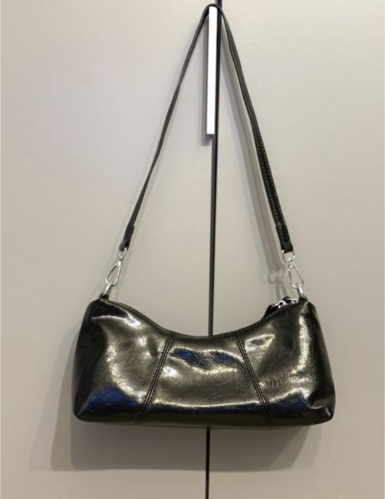 Жіноча чорна сумка