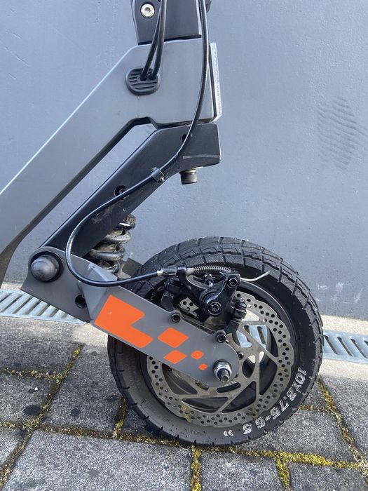 Kukirin g2 com garantia 3000km bem cuidada