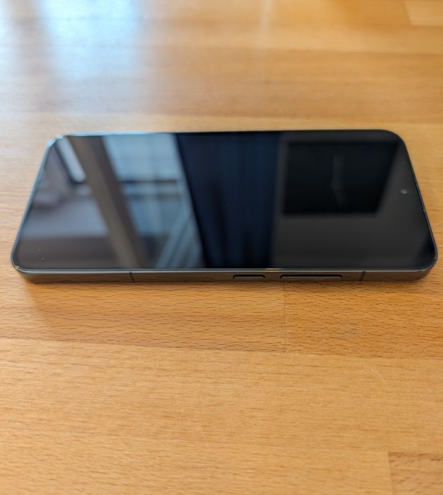 Xiaomi 13 8/256 GB  BARDZO DOBRY + etui