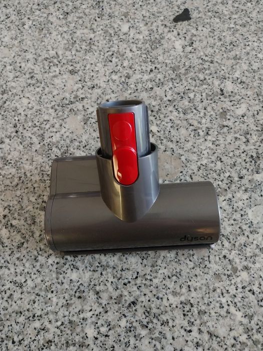 Acessório mini escova motorizada aspirador Dyson V8 Absolute