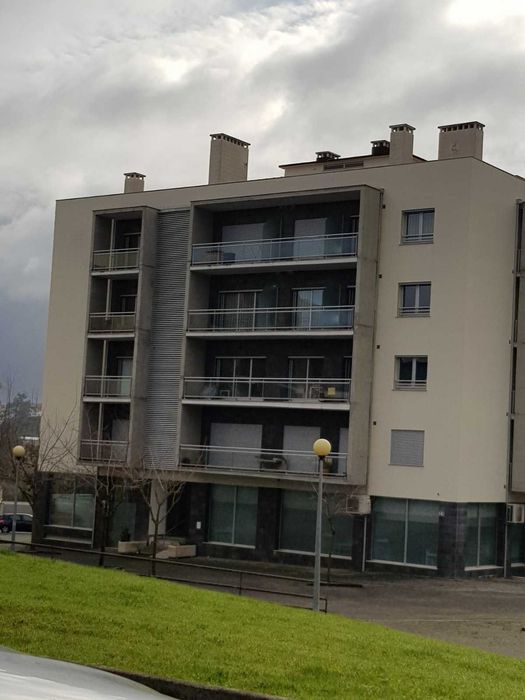 Arrenda-se T0 em Leiria