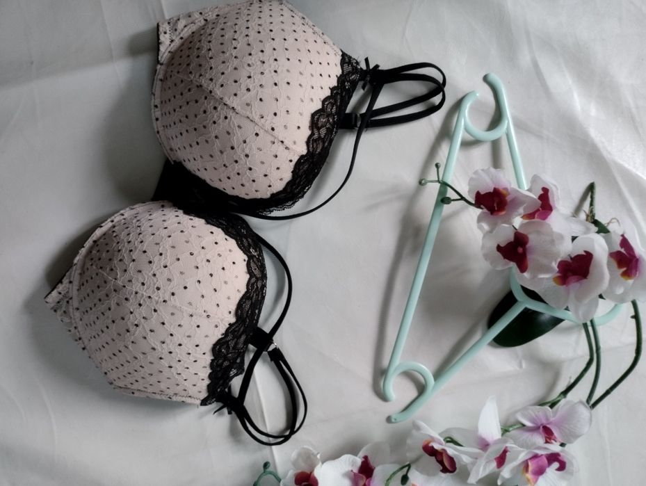 Biustonosz piękny push up Sekret Posessions 80Dbeż cielisty