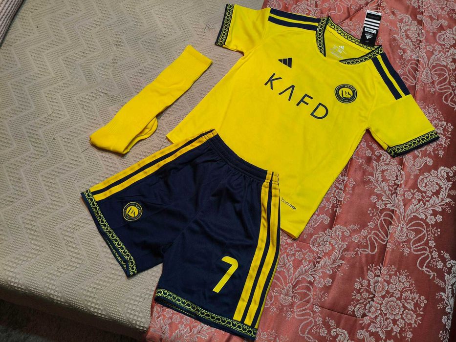 Camisola Criança Ronaldo Equipamento Al Nassr | NOVO