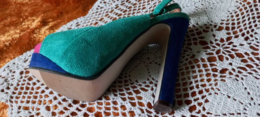 Skóra ircha,letnie buty, sandały