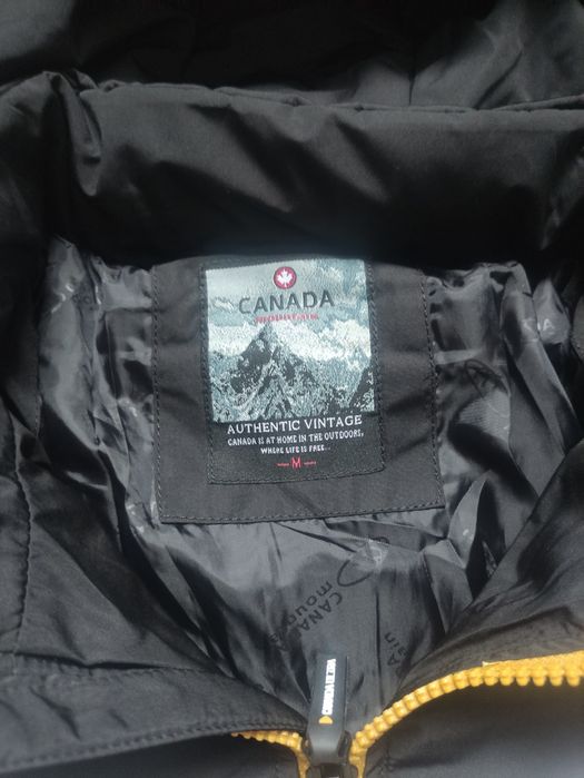 Stylowa kurtka puffer Canada Mountain – Nowa, Retro Vibes!