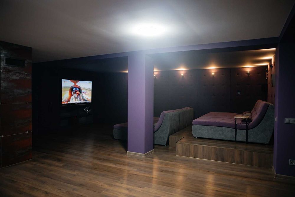 Продаж будинку з басейном та готовим для проживання у Вовчинцях