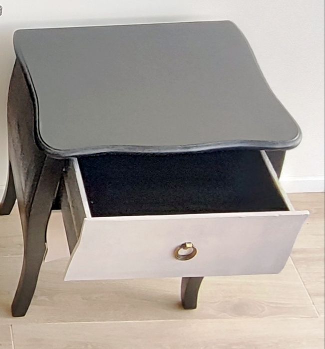 Móvel apoio/ cómoda/ mesa de cabeceira