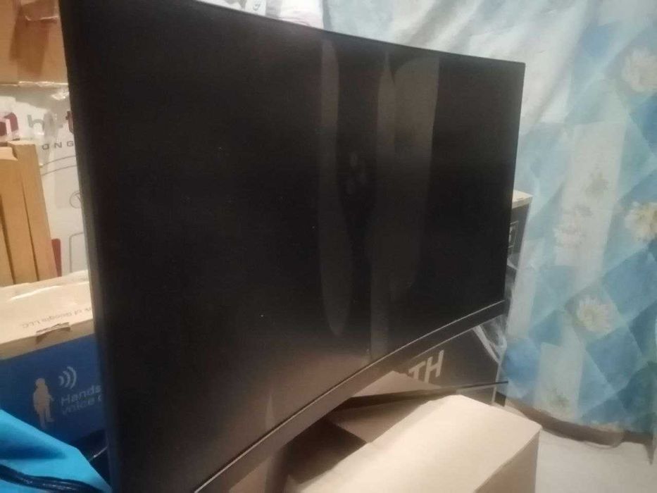 Продам монитор MSI Optix G27C5