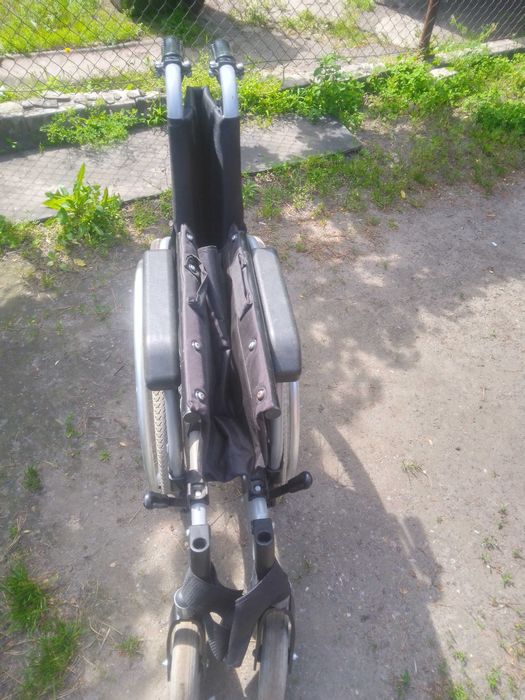 Продам Коляска инвалидная