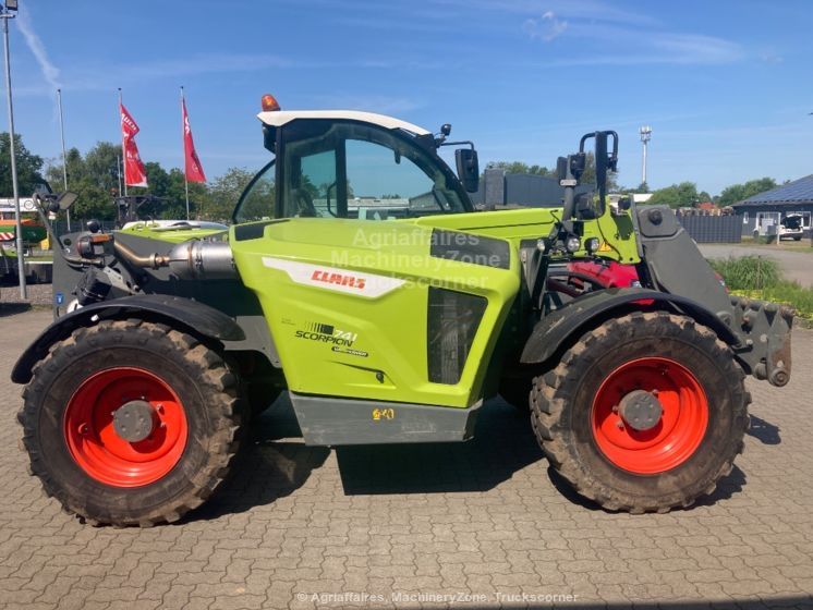 Навантажувач Claas Scorpion 741 з ПДВ