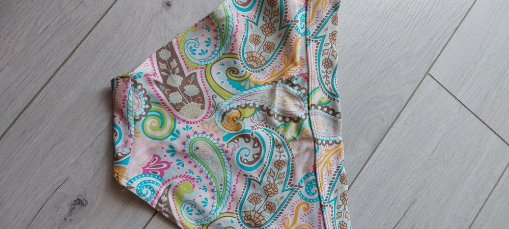 Majtki dół od stroju bikini M bodyzone