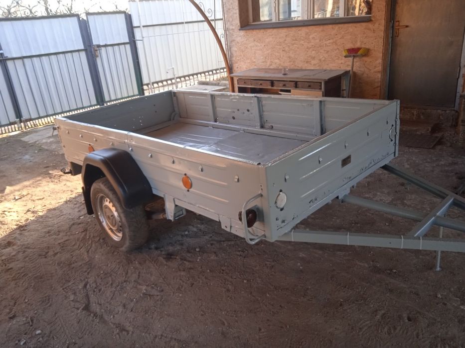 Продам рицепа ліхковаго.