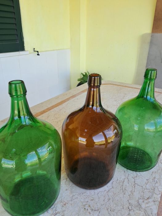 Vendo garrafões para decoração