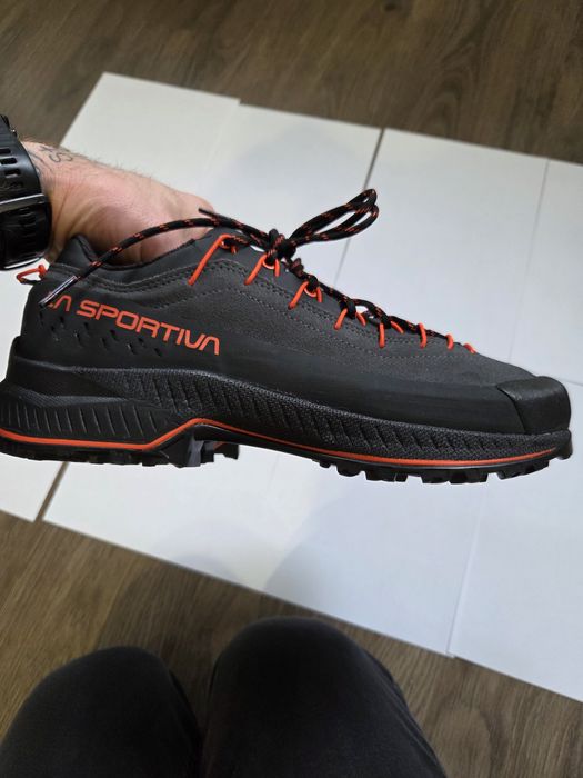 Męskie buty podejściowe La Sportiva TX4 Evo Carbon/Cherry Tomato rozmiar 42
