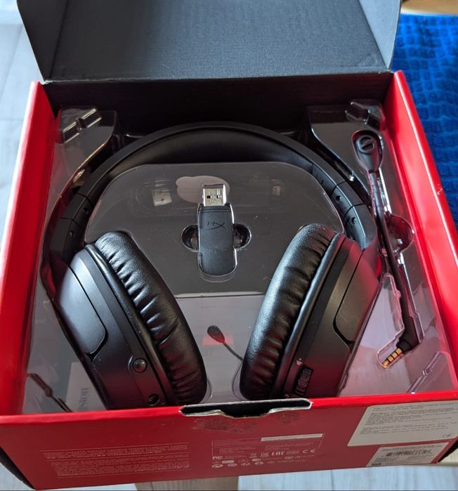 Наушники с микрофоном HyperX Cloud Flight