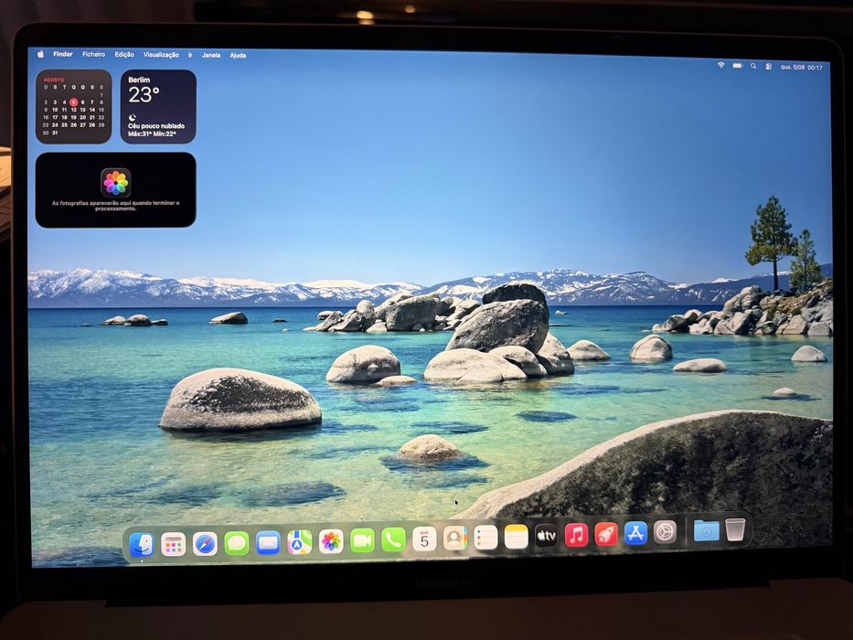 Apple Macbook Pro 16” - 2019 - Intel i9 8Core 2.3Ghz- 16Gb RAM - 1Tb SSD -