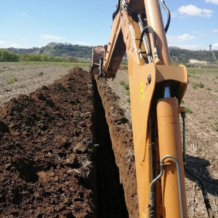Prestação serviços mão de  obra zona de Santarém máquinas agrícolas e industriais camiões  com  experiência