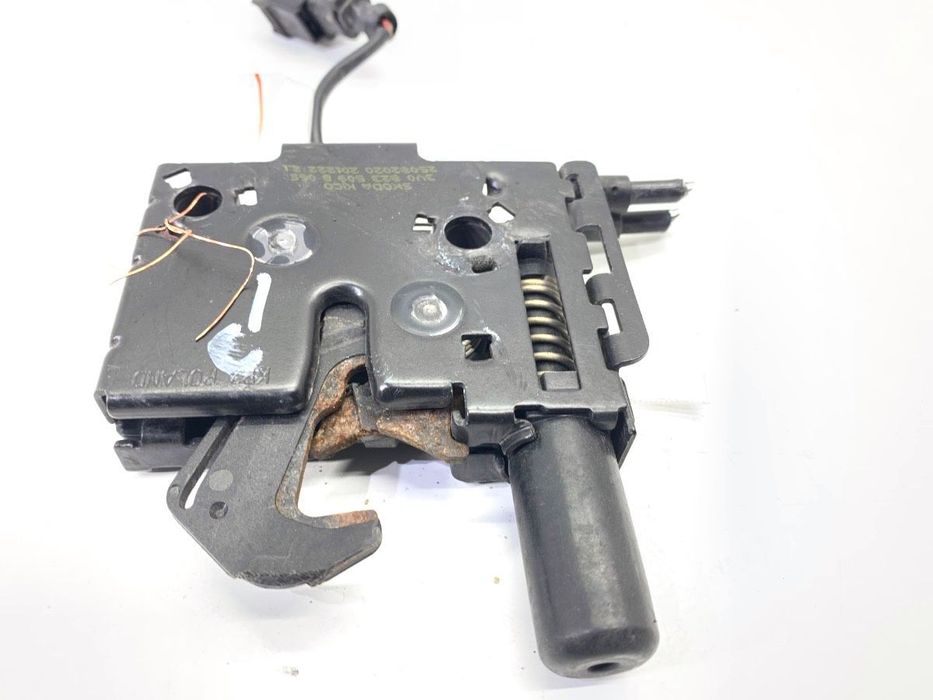 ZAMEK MASKI PRAWY  SKODA SUPERB III Kombi (3V5) 2015 - 2022 1.4 TSI iV 160 kW [218 KM] Hybryda