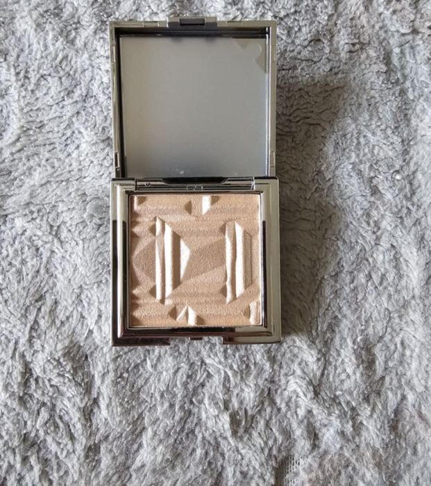 Sprzedam nowy  rozświetlacz wypiekany