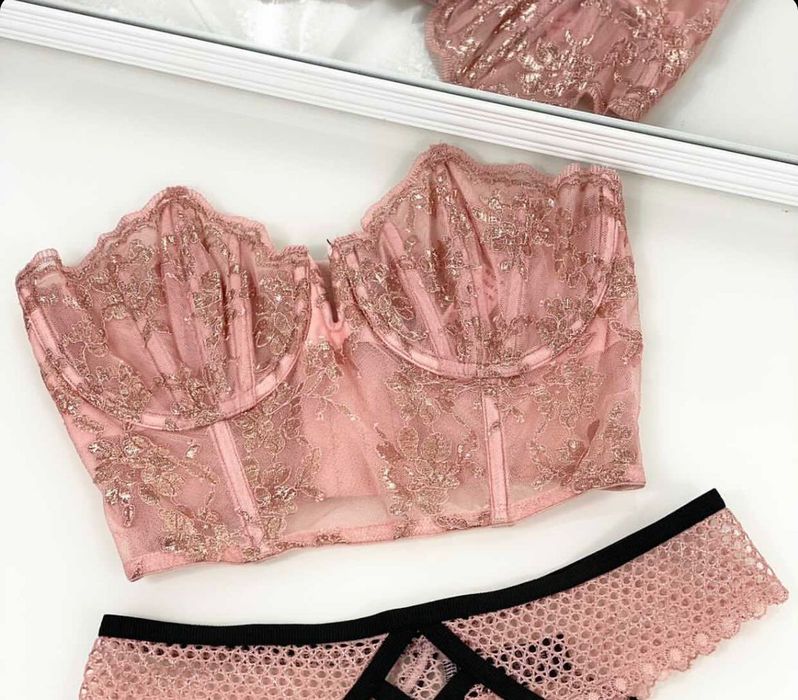 Бюст, бюстье без бретелей, корсет, топ Victoria’s Secret 32B/70B/xs