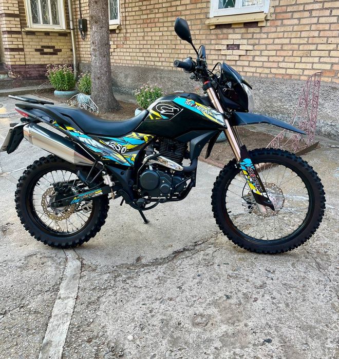 Срочно продам мотоцикл Shineray 250