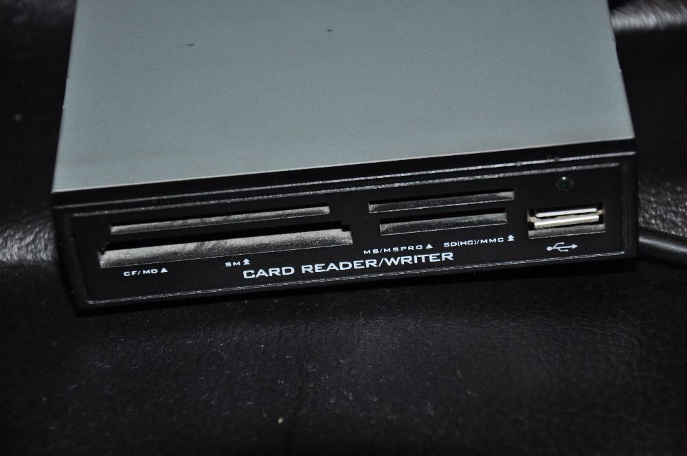 Wewnętrzny czytnik kart