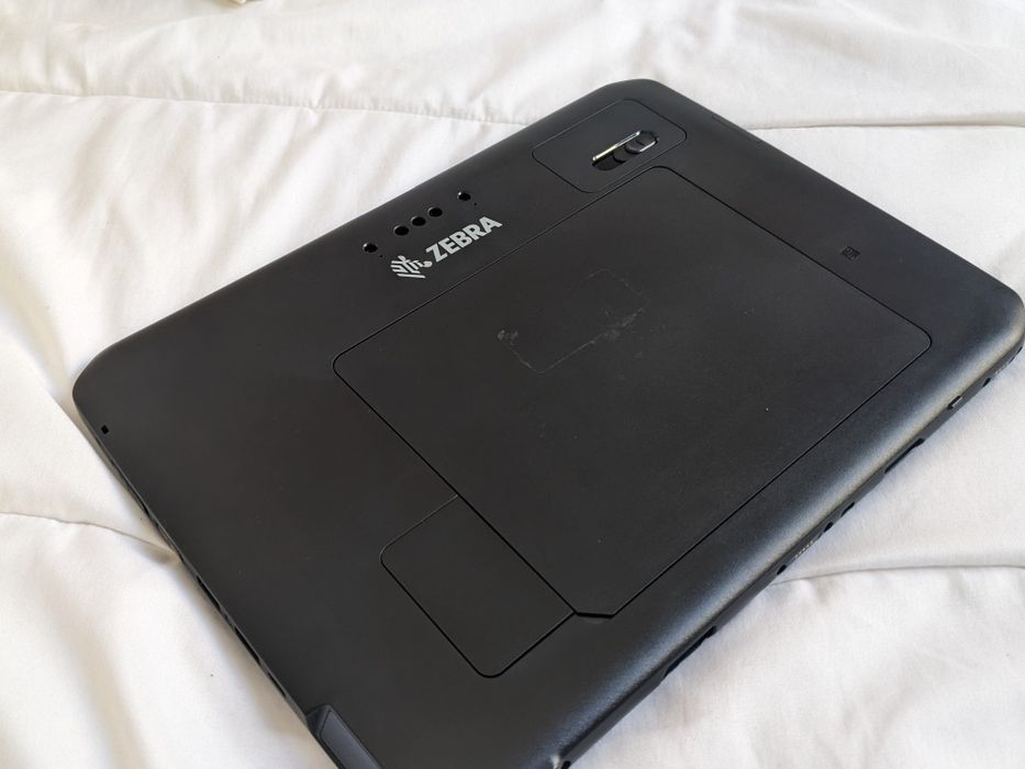 Zebra ET80 Tablet PC 2-in-1