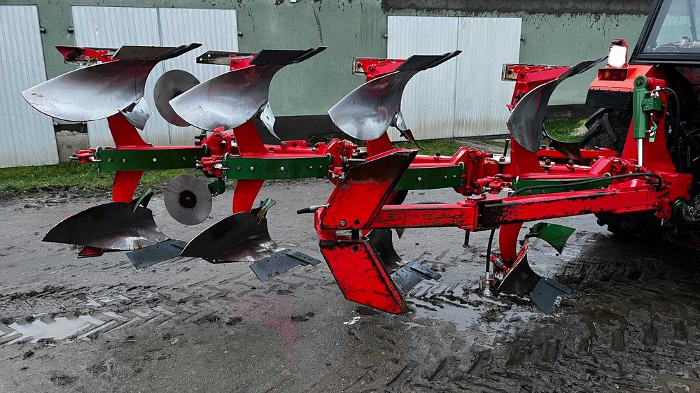 Pług Unia IBIS LS 3+1 ramię do wałów