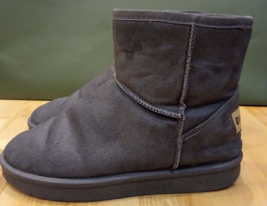 Продам теплые женские зимние кожаные сапоги дутики угги Dual UGG