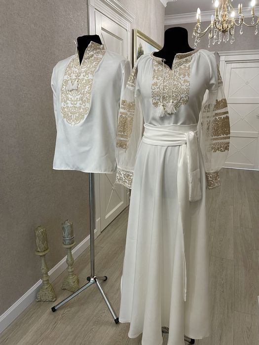 Вишиванки парні. Ціна комплекту 4100 грн. Знижка