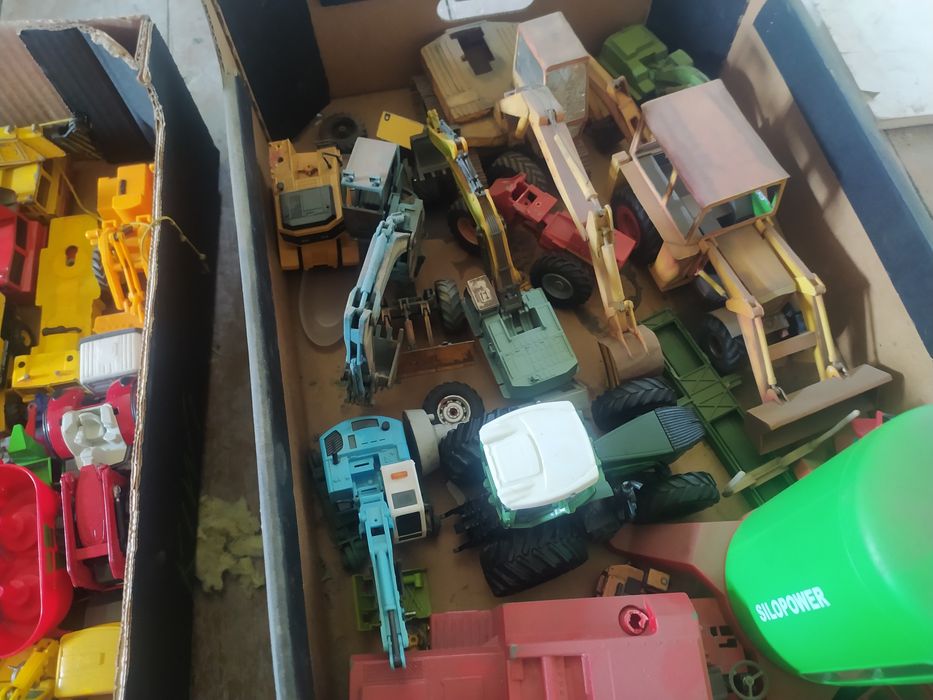 Złom modelaeski siku matchbox joal