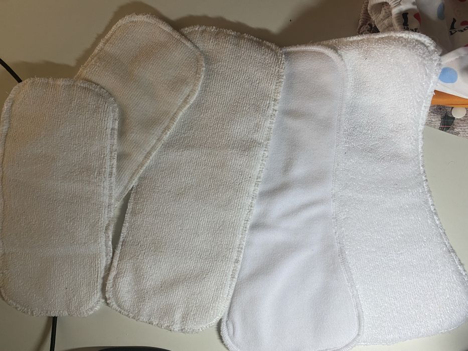 Fralda reutilizavel ajustavel com caezinhos Little Bloom