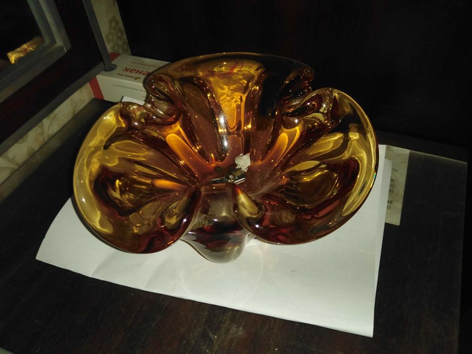 Пепельница богемское стекло.