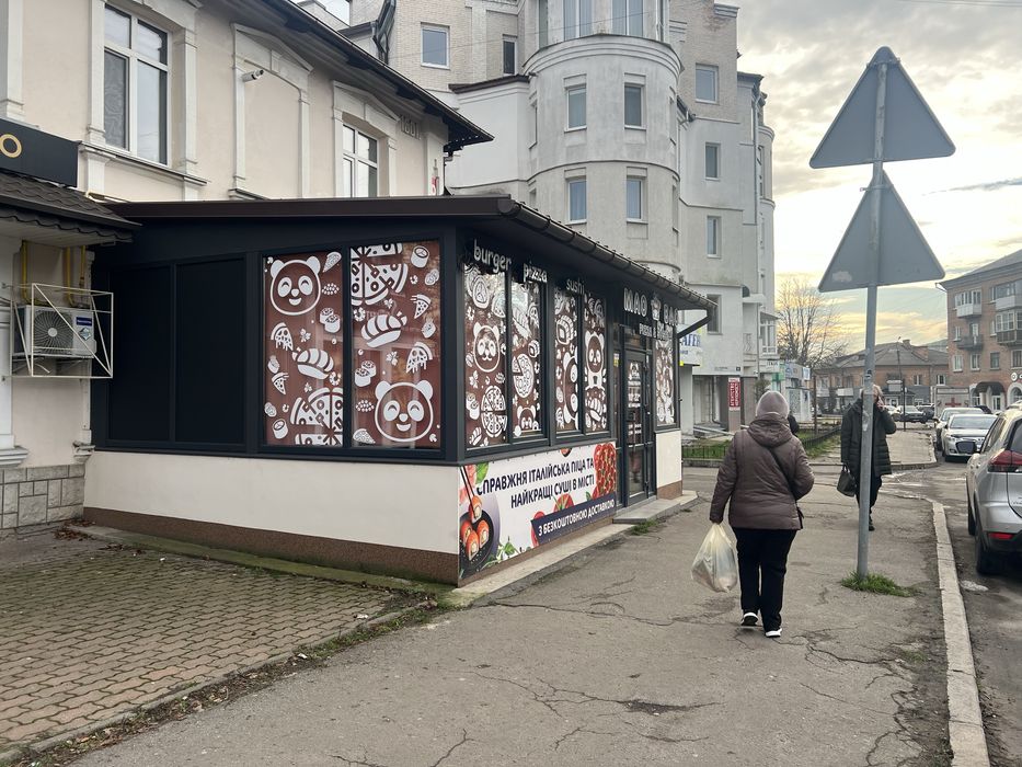 Без комісії. Центр. Фасад. Ремонт. Приміщення 78,9 м