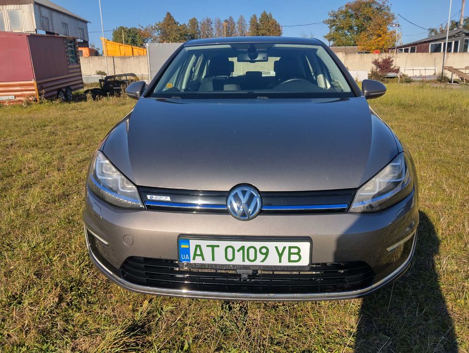 Volkswagen e-Golf 2015 Європа