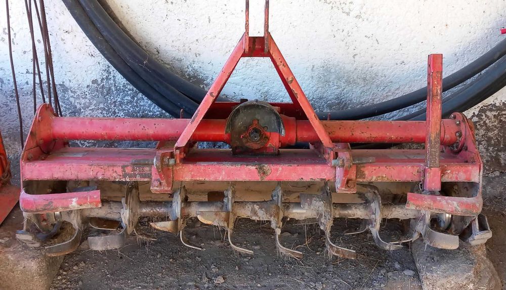 maquinas e equipamentos agricolas