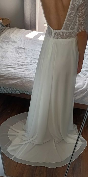 Koronkowa Suknia Ślubna w stylu boho