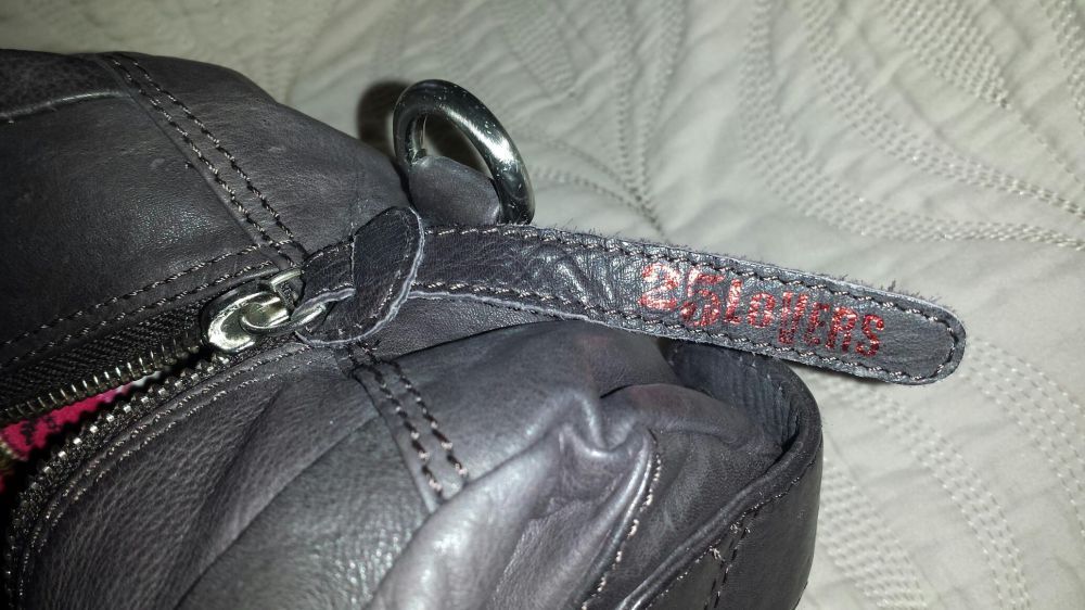 Skórzana torebka 25 lovers nowa prawie liebeskind