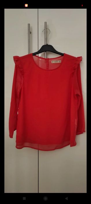 Bluzka Pull&bear malinowa falbanki S/M mgiełka
