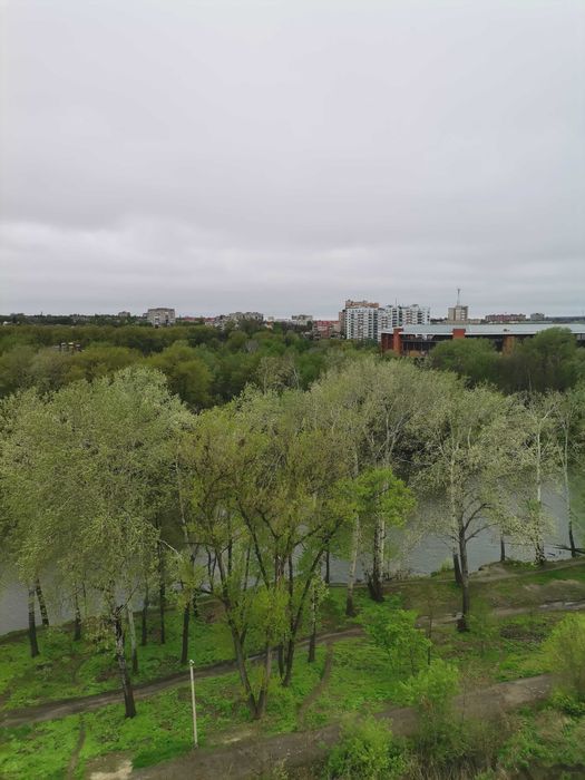 Продам  2 кімнатну квартира в Новобудові (Набережний квартал)