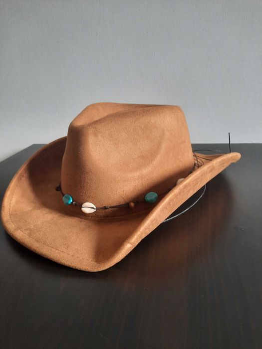 Nowy kapelusz na imprezy western