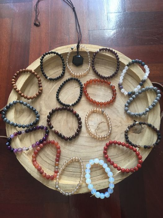 Pulseiras com cristais