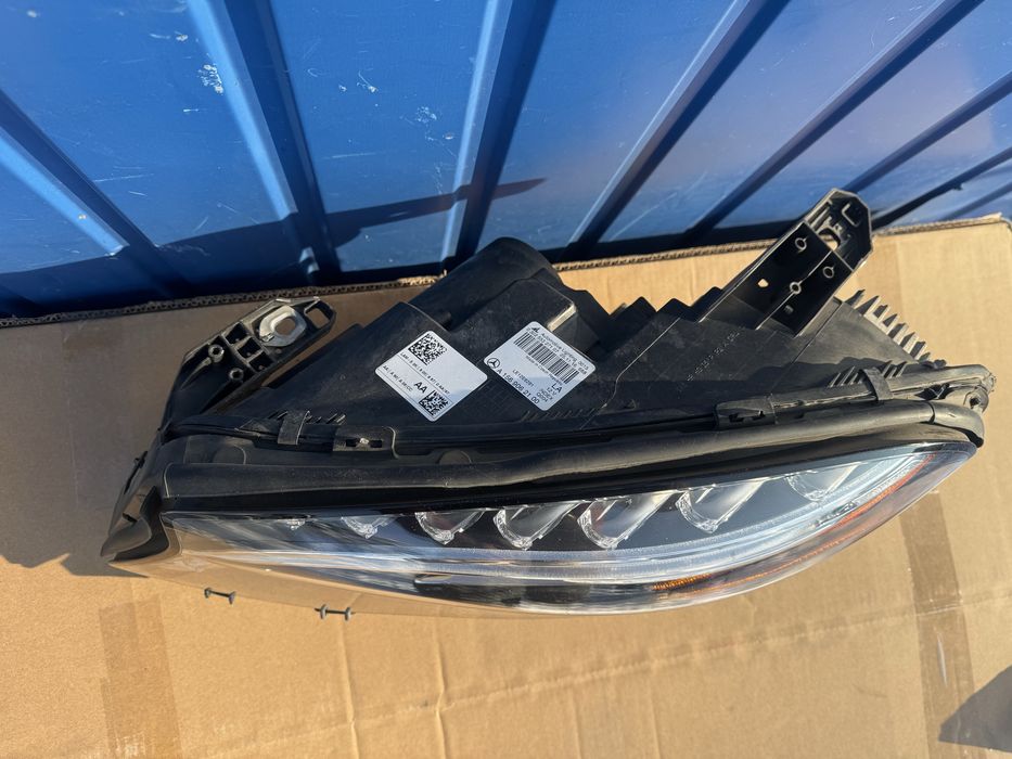 Фара ліва Мерседес GLA w156 USA