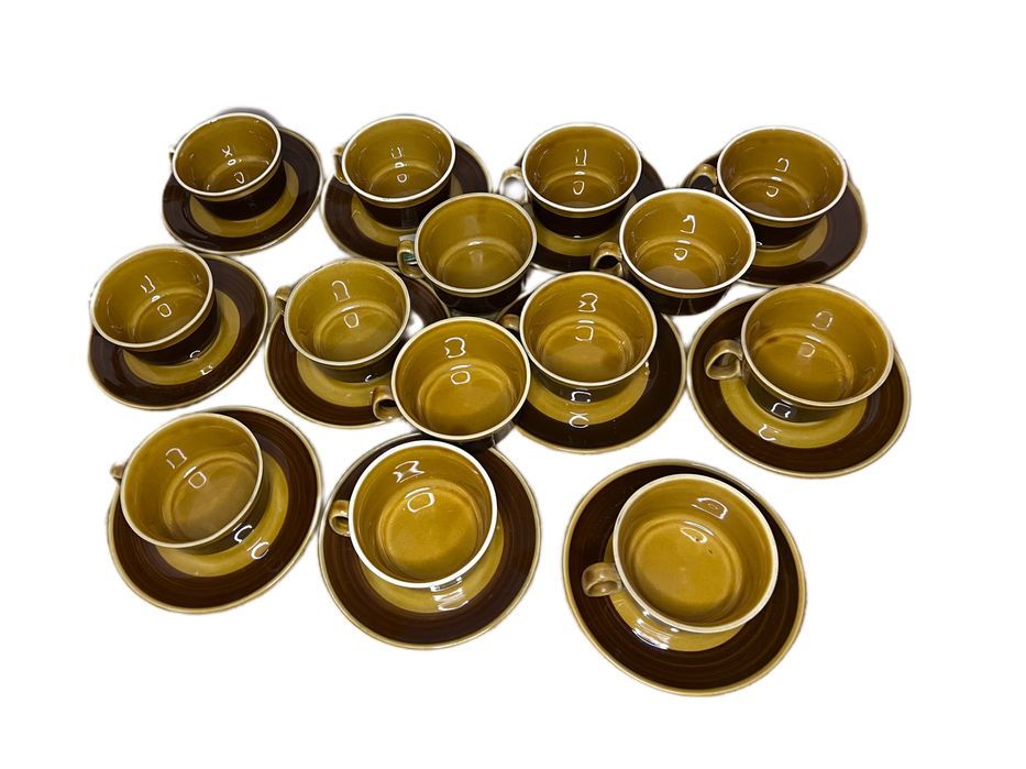 Porcelit Pruszków filiżanki do herbaty ze spodkami z metkami B8025